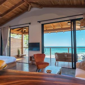 Citrine Deluxe Studio Villa Ocean Front